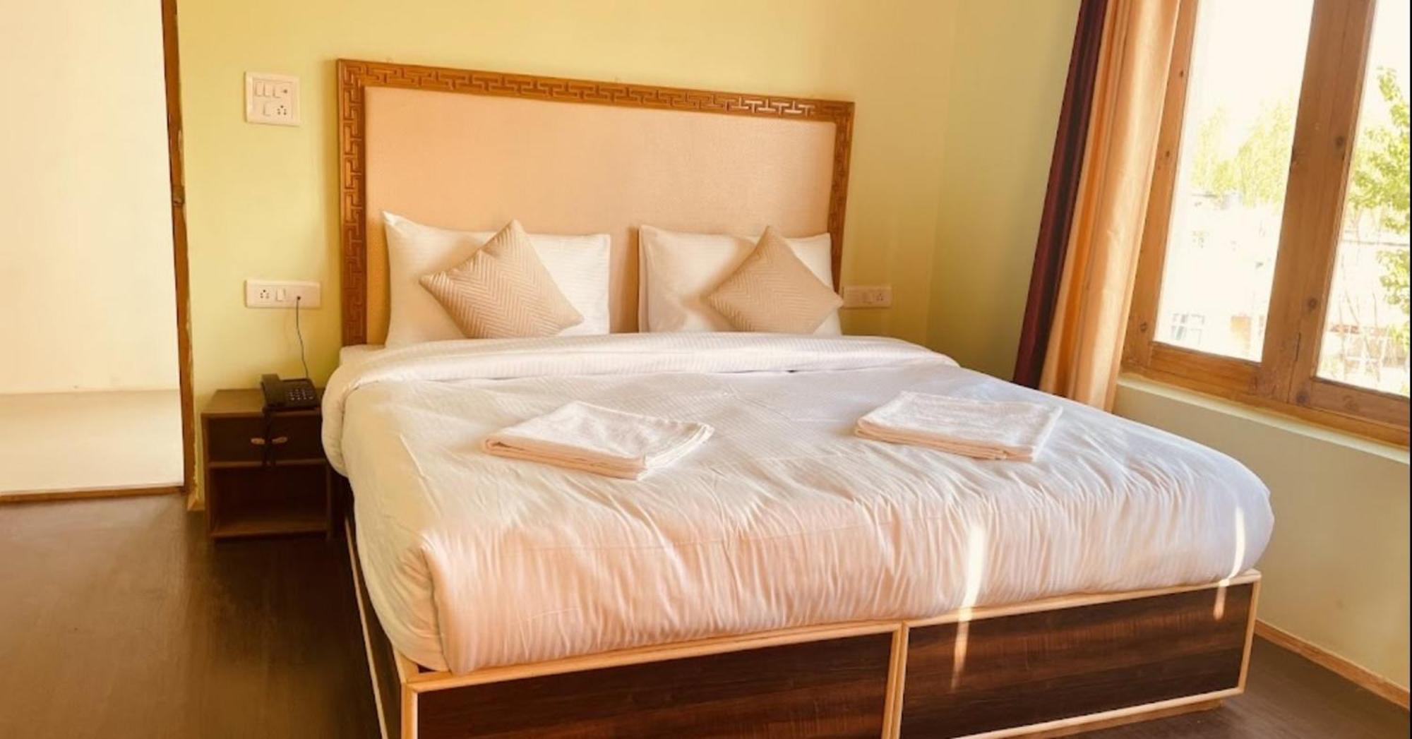 Tih Hotel Jorchung Leh Esterno foto